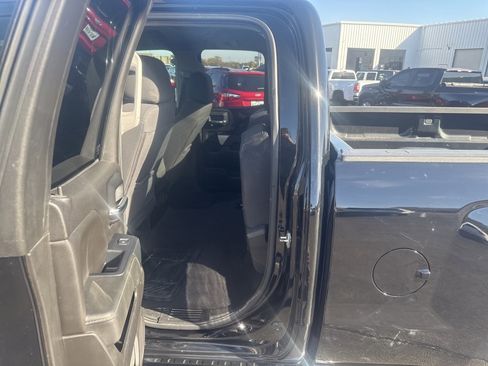 Used 2019 Chevrolet Silverado 1500 LT w/ Texas Edition image 27