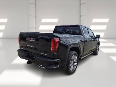 New 2026 GMC Sierra 1500 Denali w/ Denali Reserve Package image 5