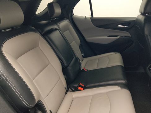 Used 2018 Chevrolet Equinox LT FWD image 19