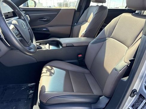 Certified 2025 Lexus ES 350 w/ Premium Package FWD image 11