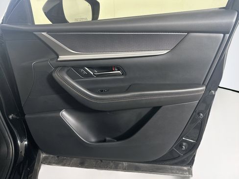 Used 2025 MAZDA CX-90 3.3 Turbo w/ Preferred Package image 36