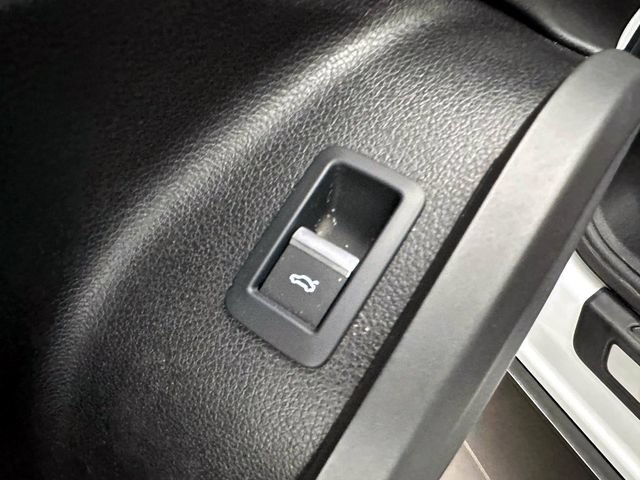 Used 2023 Audi SQ5 Premium Plus w/ Premium Plus Package AWD/4WD image 20