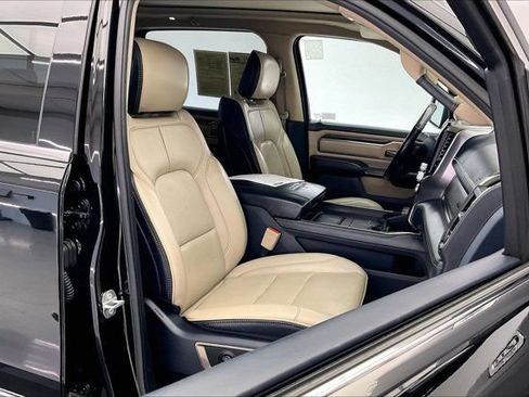 Used 2019 RAM 1500 Limited AWD/4WD image 6