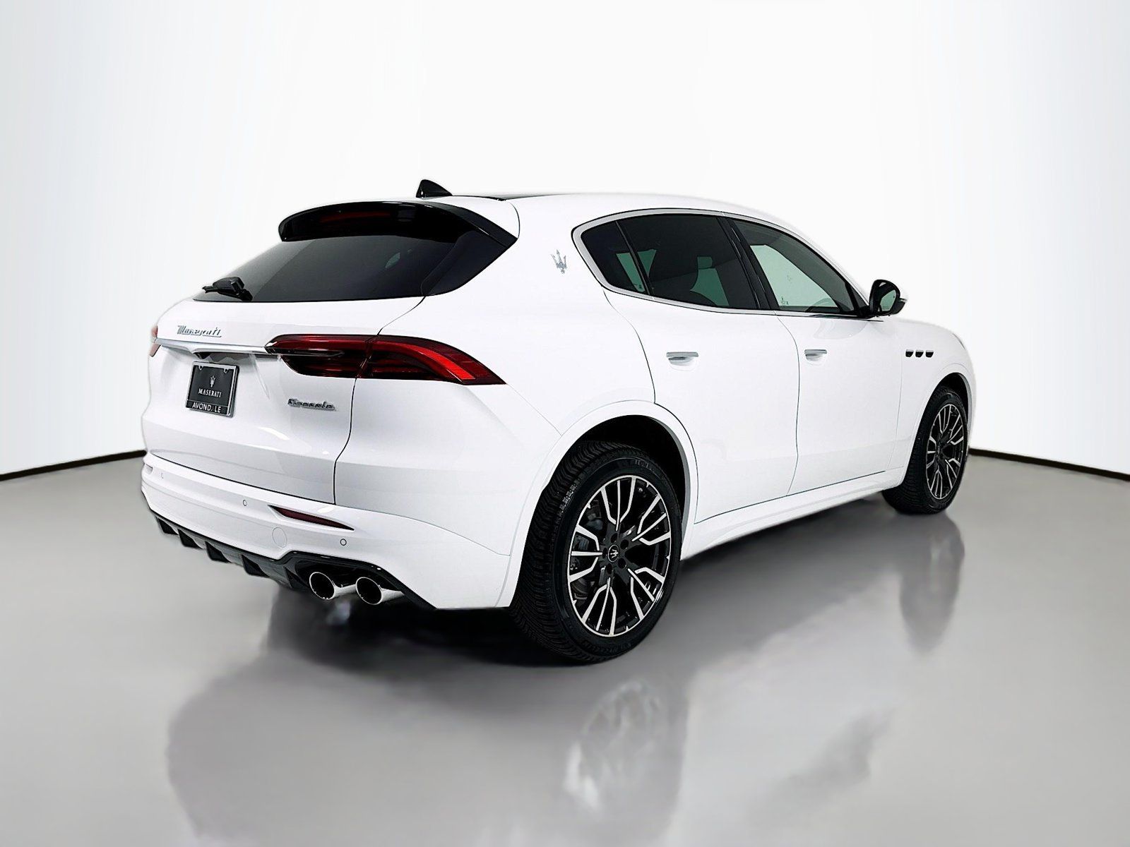 Used 2025 Maserati Grecale GT AWD/4WD image 7