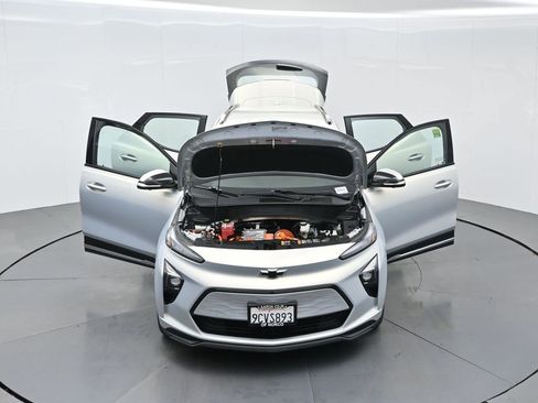 Used 2023 Chevrolet Bolt EUV Premier image 36