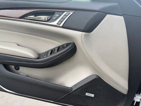 Used 2018 Cadillac CTS Sedan RWD image 12