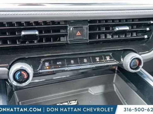 New 2026 Chevrolet Suburban LT w/ Comfort Package image 10