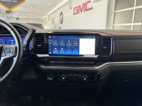 Certified 2023 Chevrolet Silverado 1500 LT AWD/4WD image 20