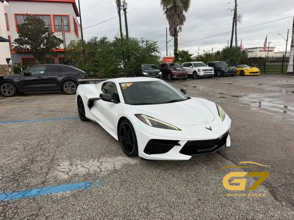 Used 2023 Chevrolet Corvette Stingray Coupe w/ 1LT RWD image 3