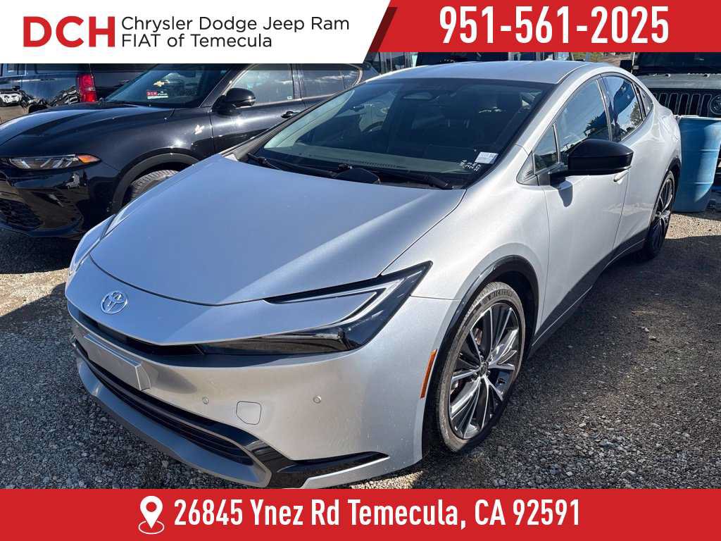 Used 2023 Toyota Prius XLE FWD image 1