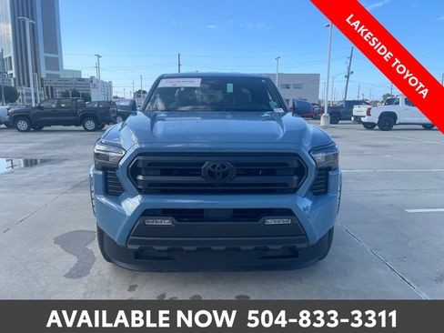 Certified 2026 Toyota Tacoma SR5 AWD/4WD image 9