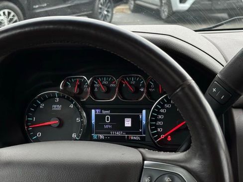 Used 2017 Chevrolet Tahoe Premier AWD/4WD image 11
