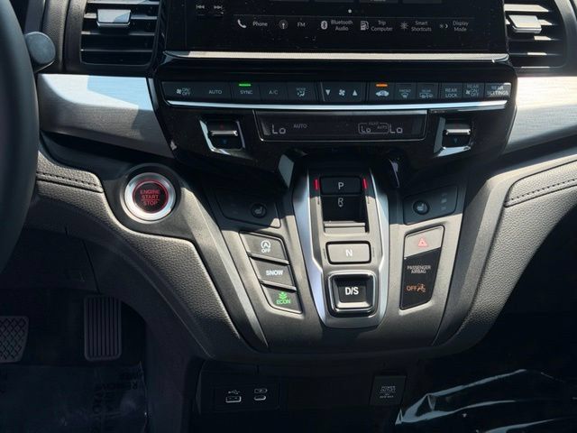 Used 2025 Honda Odyssey EX-L image 17