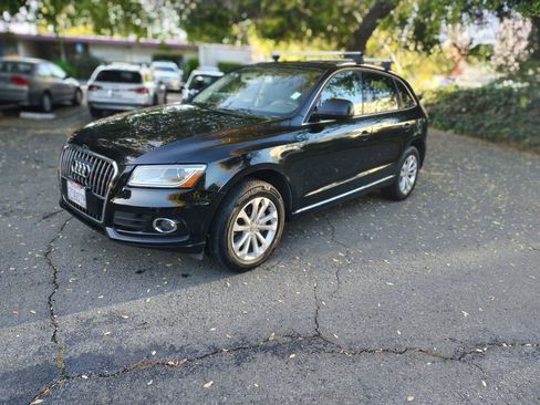 Used 2016 Audi Q5 2.0T Premium Plus w/ Technology Package image 2