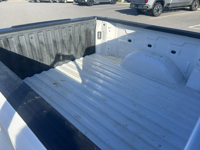 Used 2023 Chevrolet Silverado 1500 Custom AWD/4WD image 8