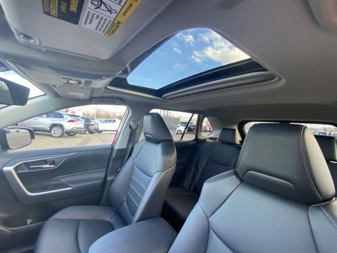 New 2025 Toyota RAV4 XLE Premium image 21