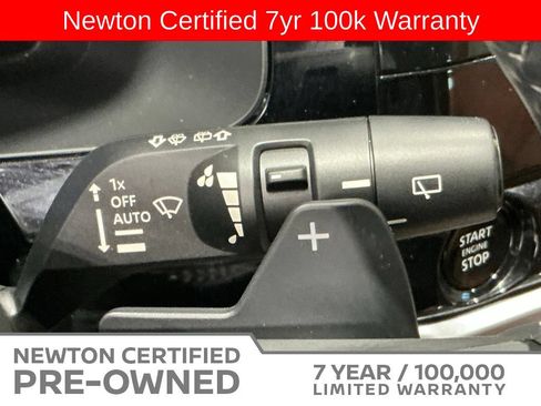 Used 2025 Nissan Pathfinder Platinum FWD image 39
