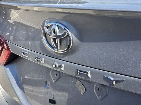 Used 2024 Toyota Camry SE image 18