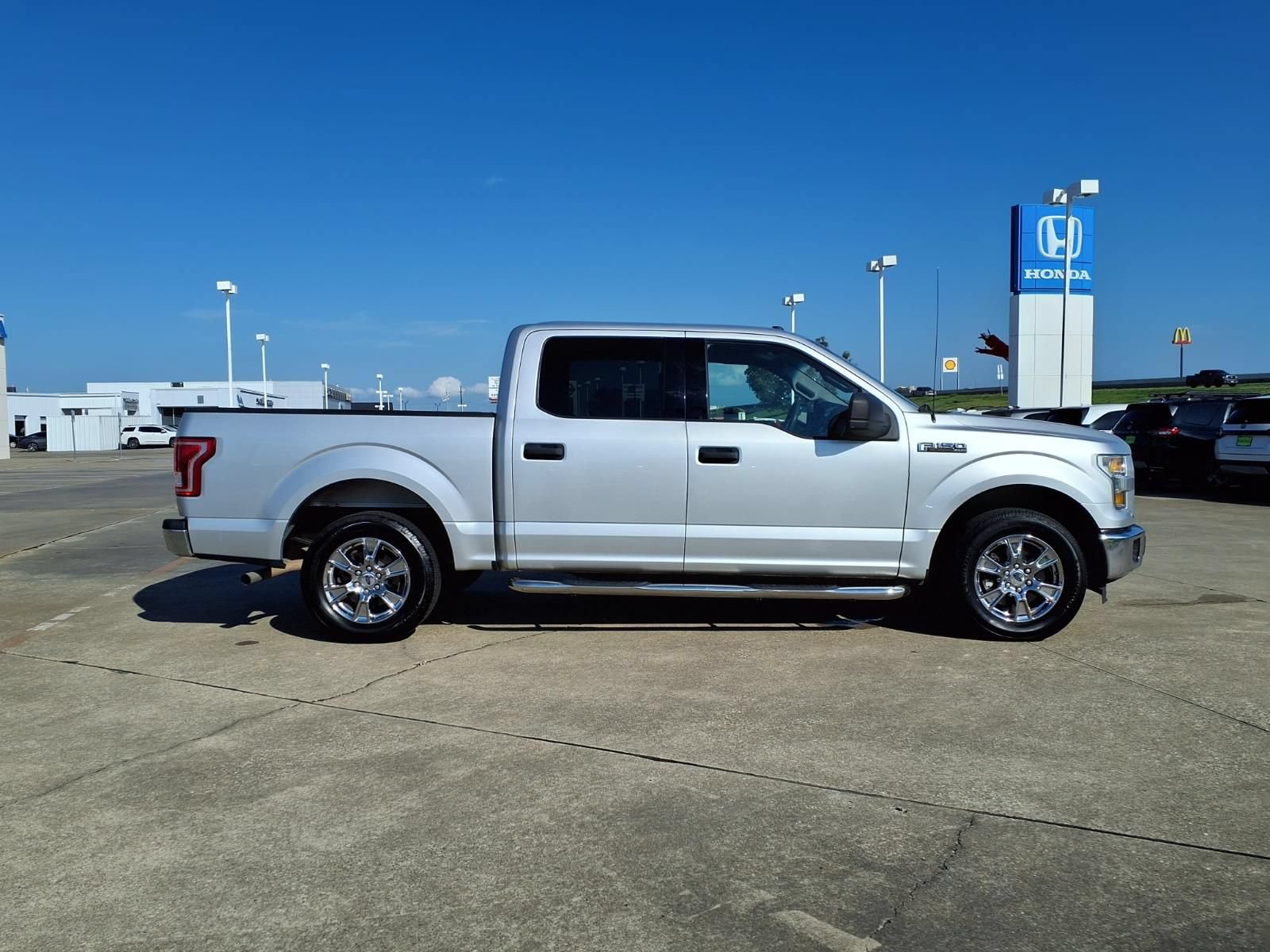 Used 2016 Ford F150 XLT RWD image 8