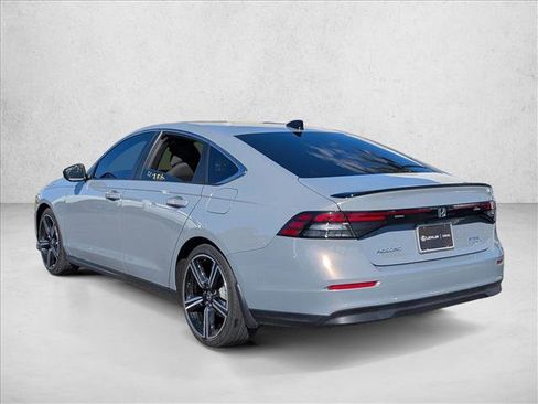 Used 2023 Honda Accord Sport image 9