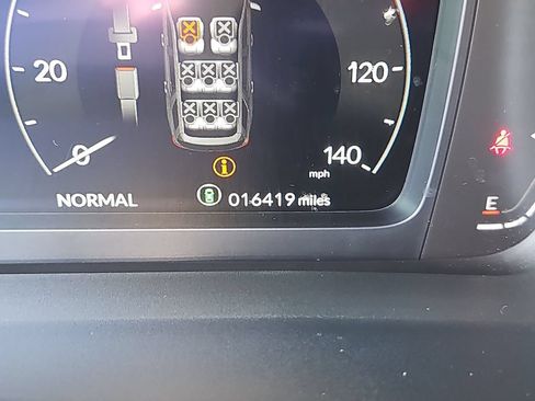 Certified 2023 Honda Pilot Elite image 13