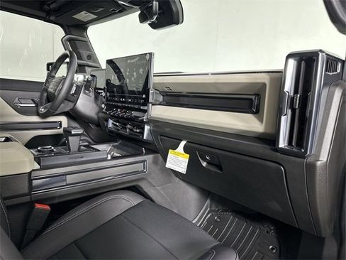 New 2026 GMC Hummer EV SUV image 28