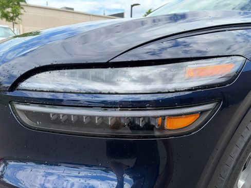 New 2026 Genesis GV70 2.5T Advanced AWD/4WD image 11