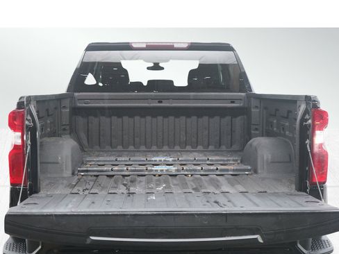 Used 2019 Chevrolet Silverado 1500 RST image 17