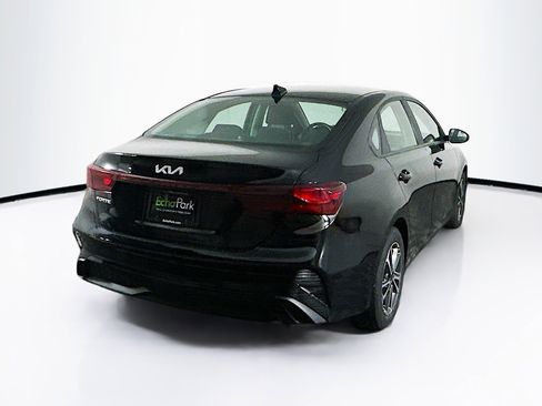 Used 2024 Kia Forte LXS image 9