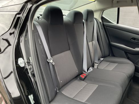Used 2025 Nissan Sentra SV FWD image 19