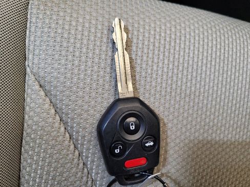 Used 2018 Subaru Impreza 2.0i Premium w/ Eyesight & BSD & Rcta image 32