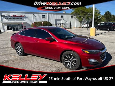 Used 2023 Chevrolet Malibu RS w/ LPO, Floor Liner Package FWD image 1