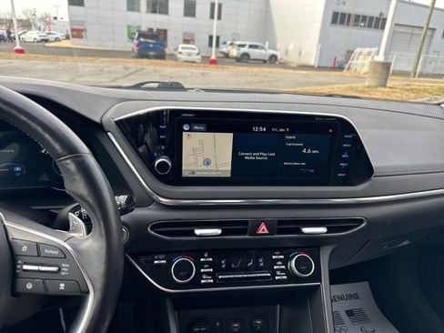 Used 2021 Hyundai Sonata Limited w/ Cargo Package image 16
