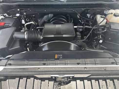 Used 2025 Chevrolet Silverado 2500 LT w/ Convenience Package AWD/4WD image 32