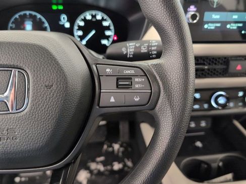 New 2026 Honda HR-V LX image 13