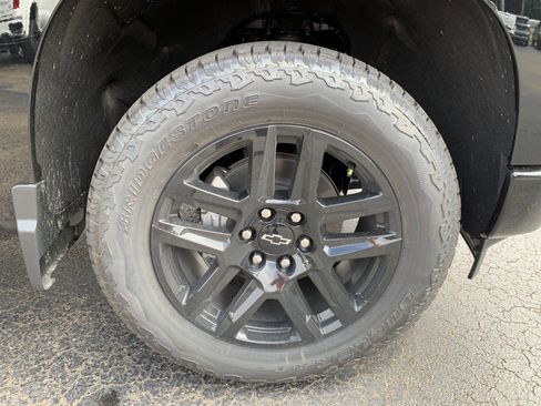 New 2025 Chevrolet Silverado 1500 Custom w/ Turbomax Blackout Package image 23