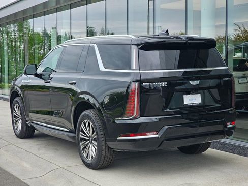 New 2026 Cadillac Escalade IQL Luxury AWD/4WD image 3