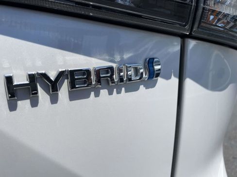 Used 2024 Toyota Highlander XLE AWD/4WD image 22