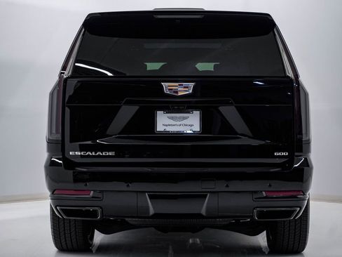 Used 2025 Cadillac Escalade ESV Sport Platinum AWD/4WD image 8