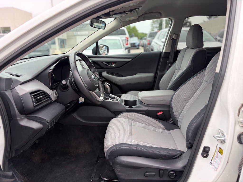 Used 2024 Subaru Outback Premium AWD/4WD image 23