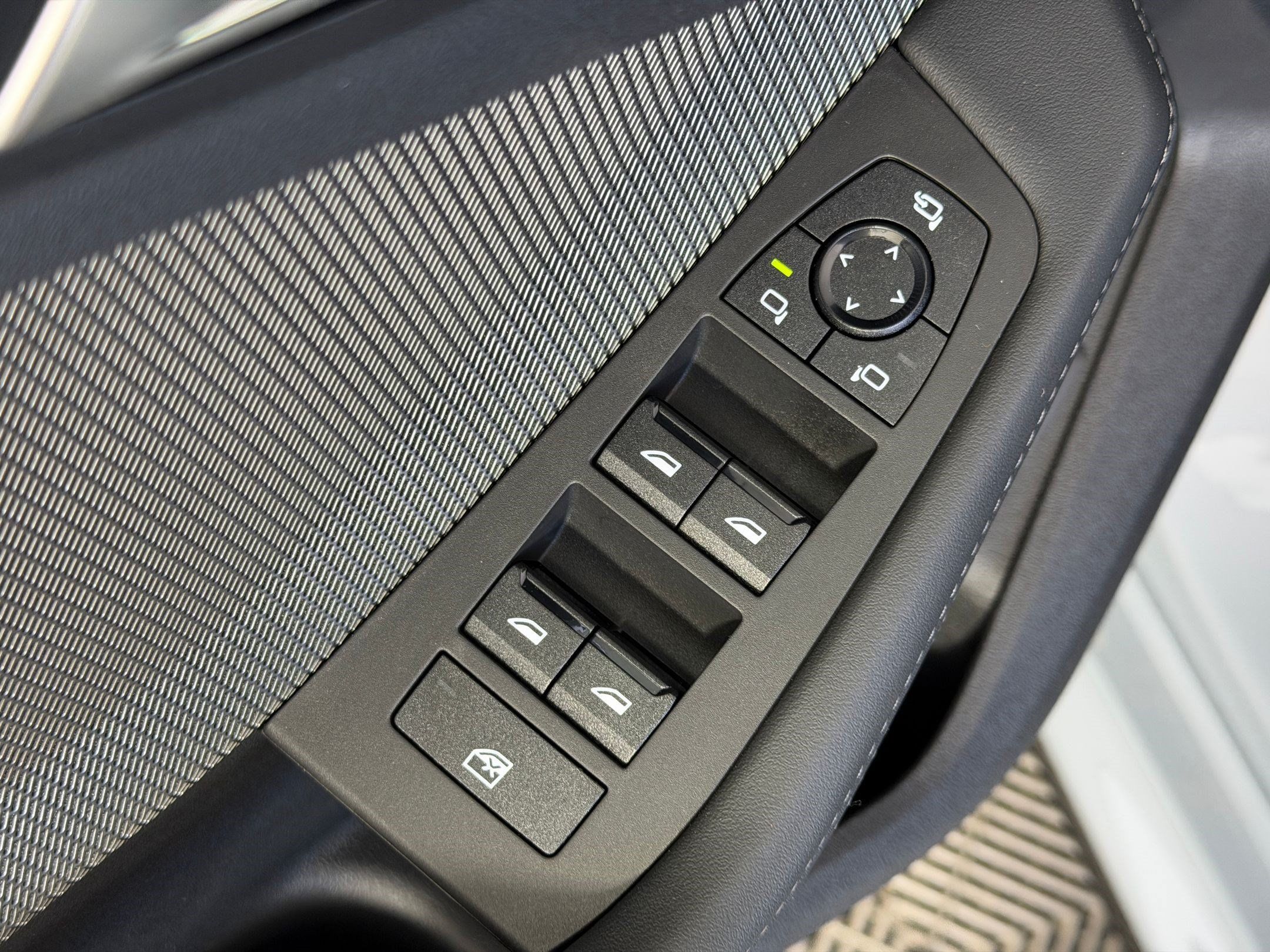 Used 2026 BMW 228i w/ Technology Package FWD image 25