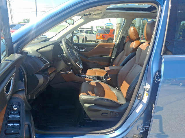 Used 2023 Subaru Forester Touring AWD/4WD image 15