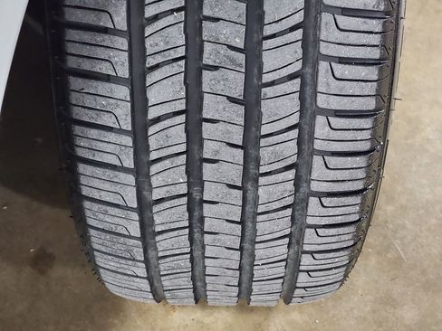 Used 2020 Toyota Corolla LE image 29