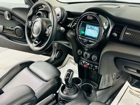 Used 2020 MINI Cooper S image 8