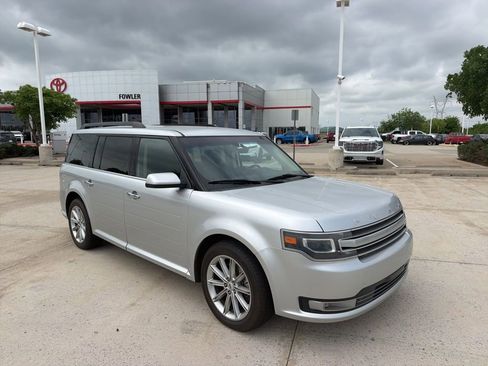 Used 2014 Ford Flex Limited FWD image 3