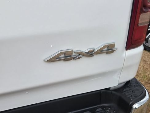 Used 2020 RAM 1500 Laramie AWD/4WD image 10