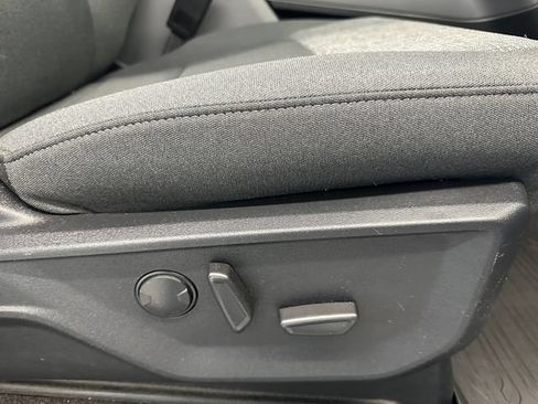 Used 2022 Ford F150 XLT w/ Equipment Group 302A High AWD/4WD image 17