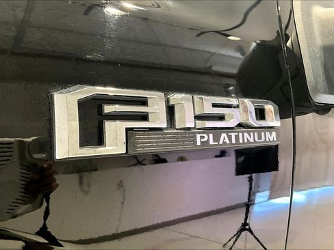 Used 2017 Ford F150 Platinum w/ Equipment Group 701A Luxury AWD/4WD image 26