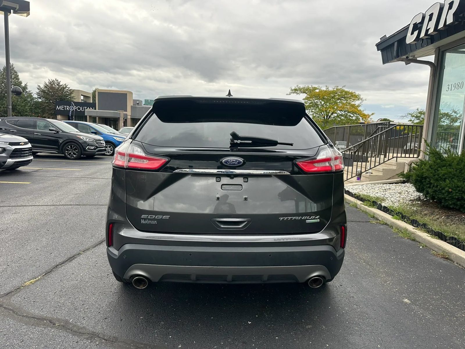 Used 2020 Ford Edge Titanium w/ Cargo Accessory Package FWD image 5