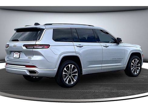 Certified 2024 Jeep Grand Cherokee L Overland w/ Trailer Tow Package AWD/4WD image 18